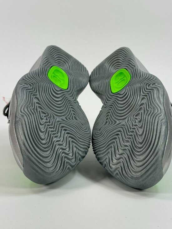 Nike KD 18 \'EYBL\' IF2519-001 Basketball size 10 main image 4